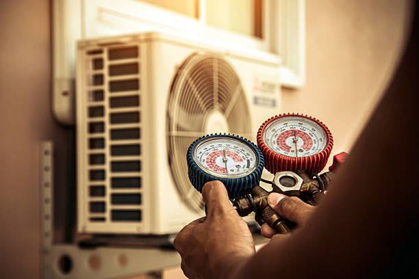 Professional Ductwork Repair technician working in Somers, CT